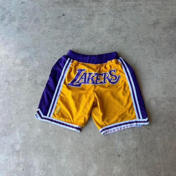 Lakers shorts Womens size S - Picture 1 of 1